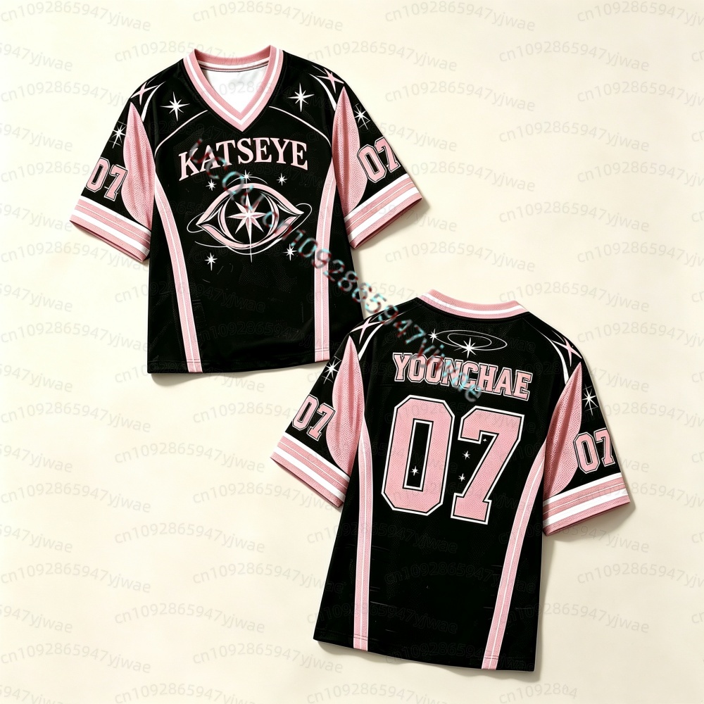 Kaos Unisex KATSEYE Konser Mus - Golf Tees ulasan dan harga